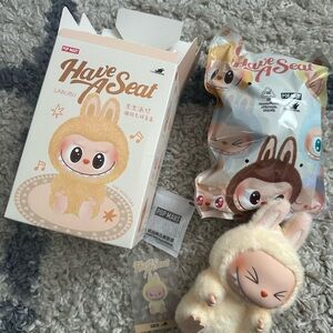 Pop Mart Labubu Have A Seat (Sisi)